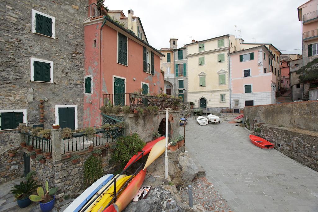 Creuza De Ma Apartment Tellaro Bagian luar foto