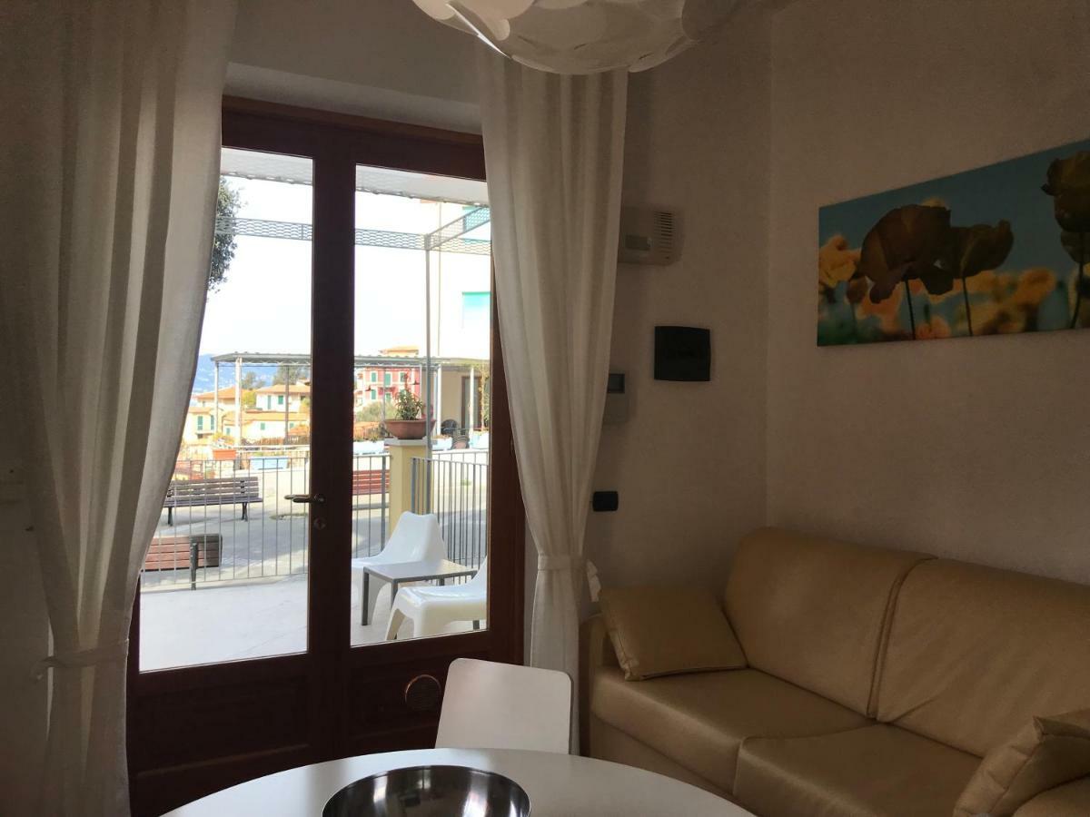 Creuza De Ma Apartment Tellaro Bagian luar foto